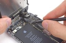 iPhone Display Data Connector