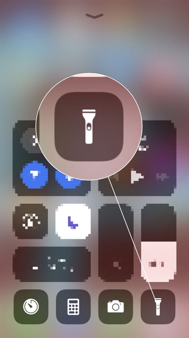 flashlight button in iOS 11 control center
