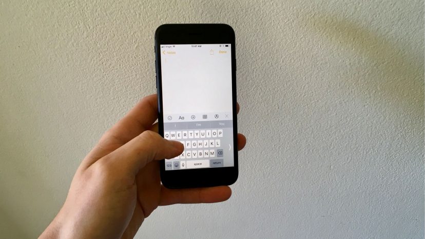 How Do I Turn On The One-Handed Keyboard On An iPhone? The Fix!