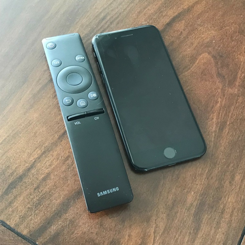 tv-apple-remote-control-bezyroot