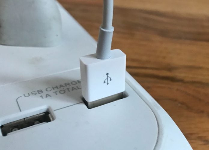 puerto usb protector contra sobretensiones