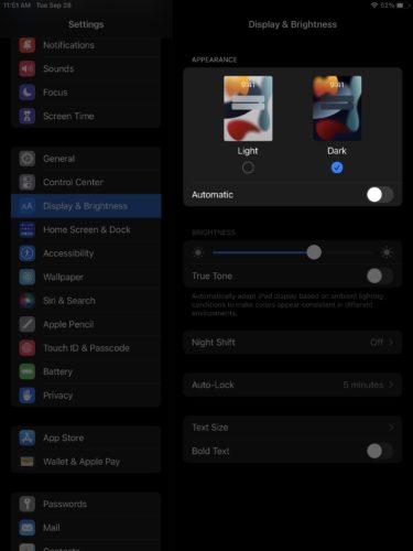 turn on dark mode on ipad